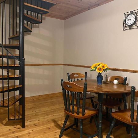 Cosy City Centre Guest Room Shared Home Galway Bagian luar foto